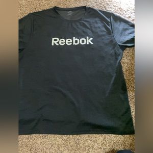 Reebok men’s grey tshirt